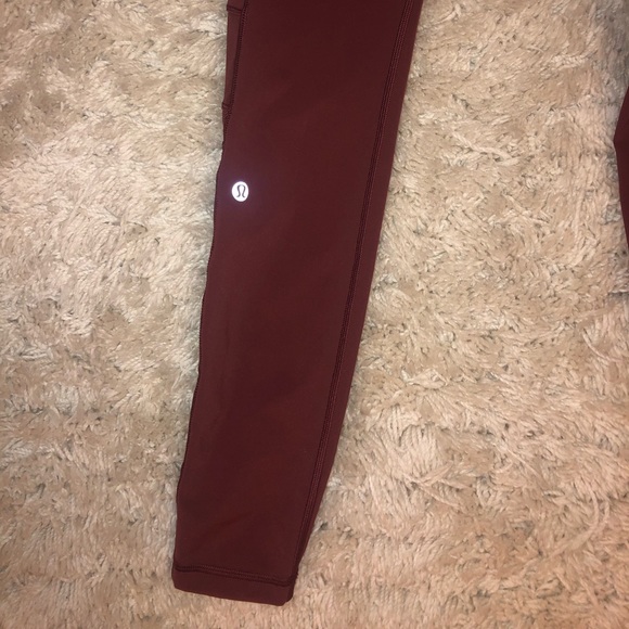 Size 4 limited Edition Lululemon leggings!! - Picture 6 of 8
